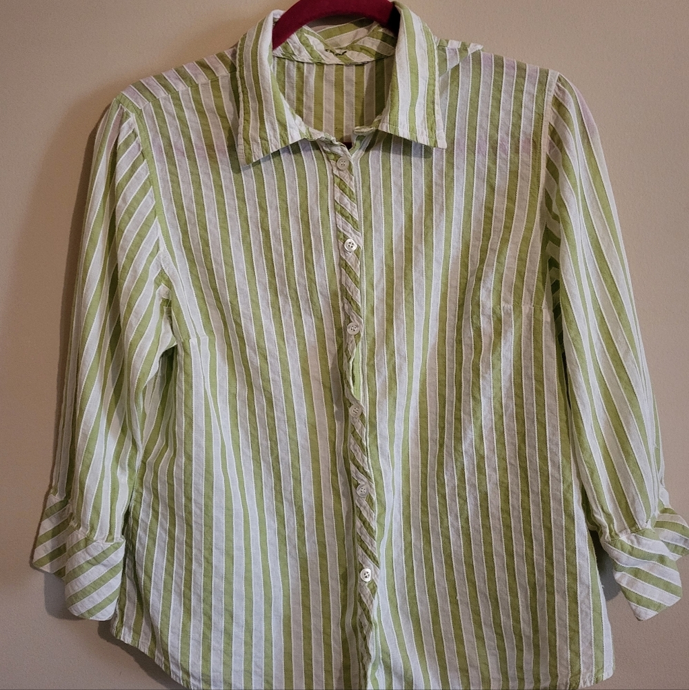 Ladies Izod button down with 3/4 sleeves